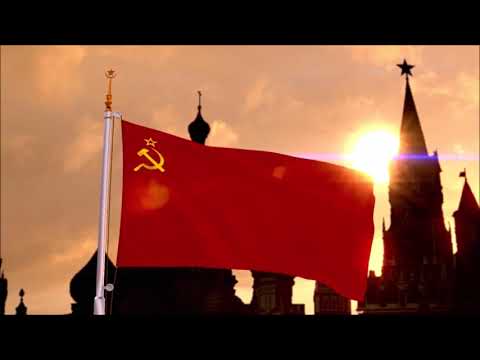 Поднятие флага СССР над Кремлём