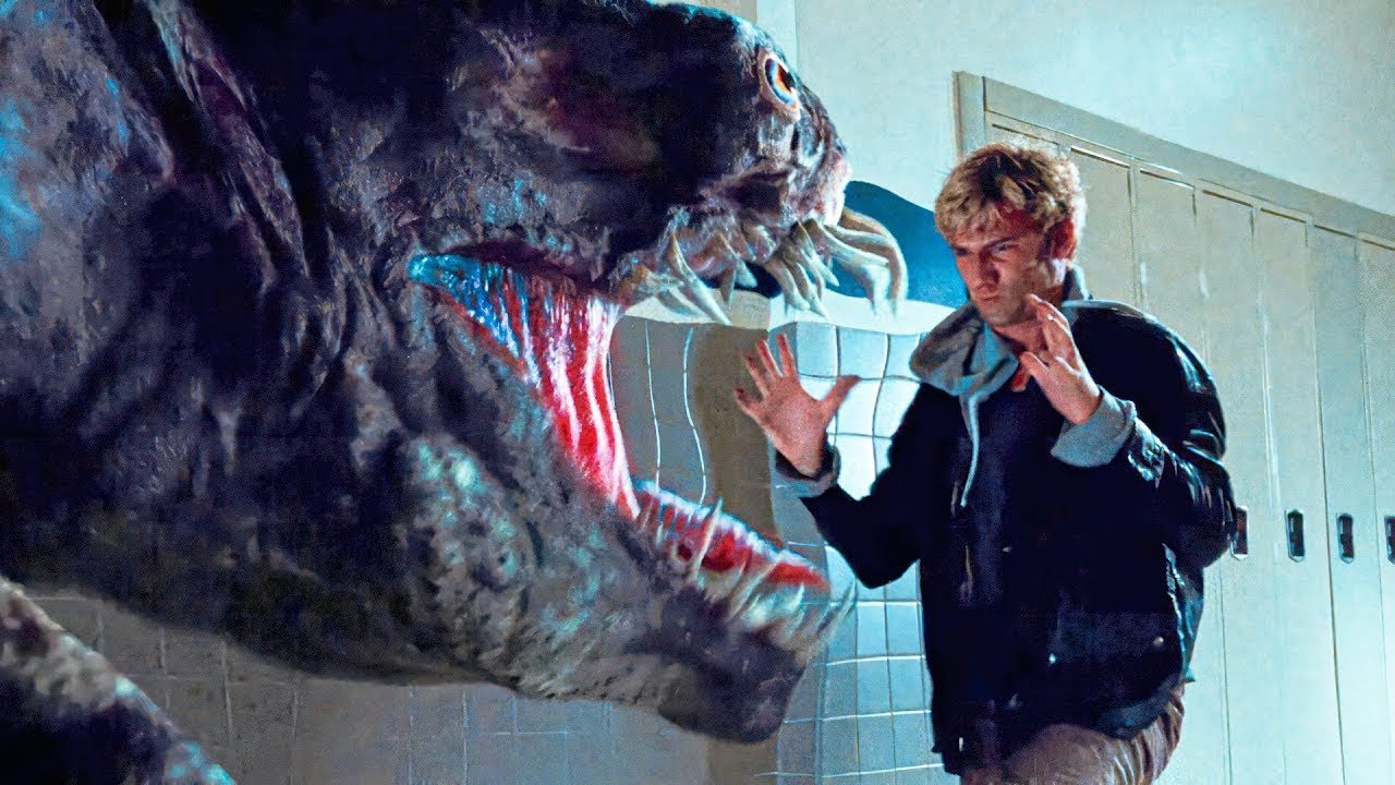 CRIATURAS ALIENÍGENAS VIVEM ENTRE OS HUMANOS E ESTÃO BRIGANDO ENTRE SI PARA FICAREM COM A TERRA