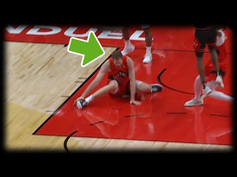 Jakob Poeltl scary looking injury vs Chicago Bulls 😲
