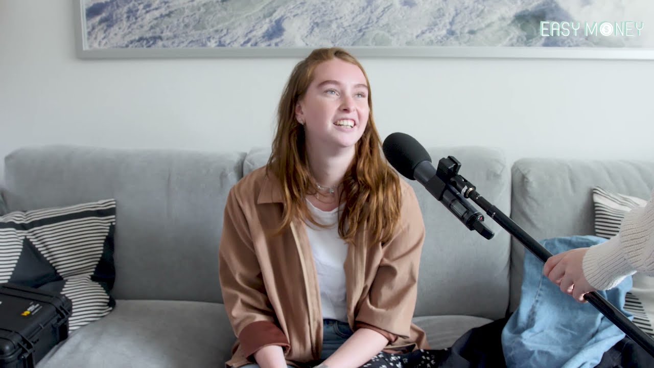 Easy Money - Episode 3 Vinted