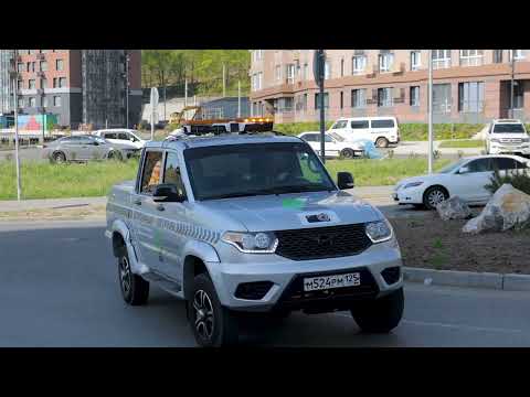 По улицам Патрокла курсирует паркон, фиксируя нарушение правил парковки.
