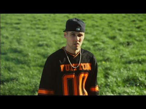 AHTI - Taustapeili (Virallinen musiikkivideo)