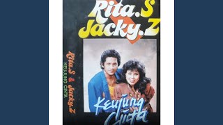 Download lagu Pesona Cinta mp3 Download lagu Pesona Cinta mp3