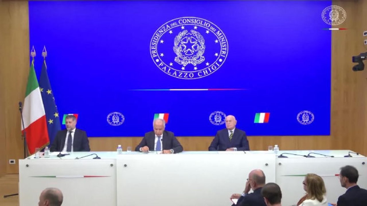 Violenza ai cortei, Piantedosi: Con decreto ulteriori 500 militari per Milano