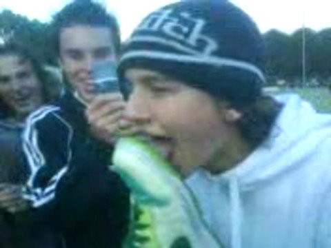 chippy likt schoen voor 5 euro