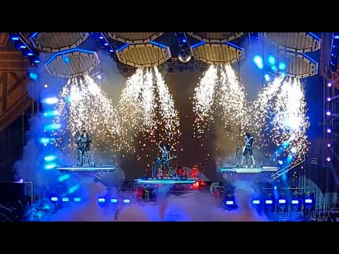 KISS - ‘Detroit Rock City’ 2022.08.20 [Melbourne. VIC. Australia]