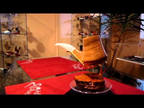 Pipa olivastro bent fatta a mano - www.paronellipipe.it