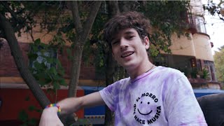 Fondo De Bikini Lyrics English Translation