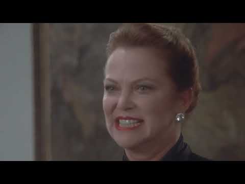 Louise Fletcher was Always Great in Villain Roles Even Before Kai Winn in Deep Space 9