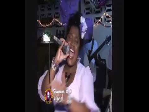 "HAUTS LES MAINS" chez NANA avec les BLUES STARS ..