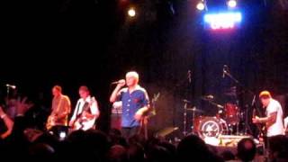 Guided By Voices- Hey Aardvark - Motor Away