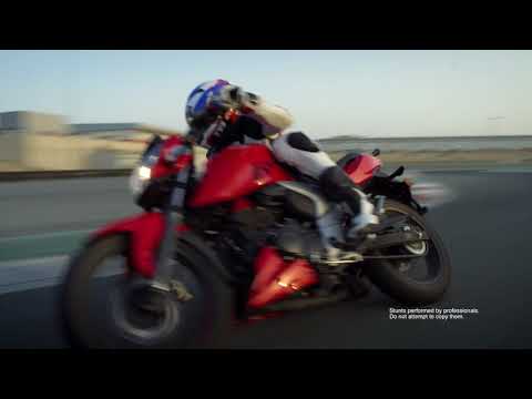 TVS Apache RTR 160 4V - It's a race machine