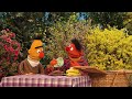 Sesame Street Bert And Ernie Breakfast