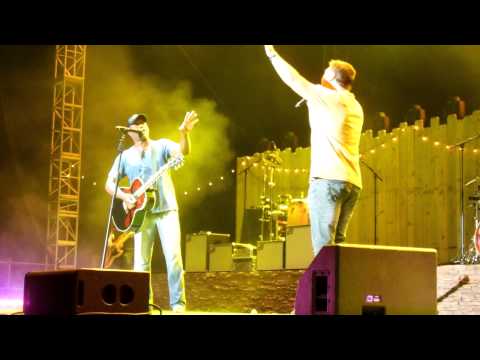 Hootie & The Blowfish w/ Edwin McCain - Use Me - 2014