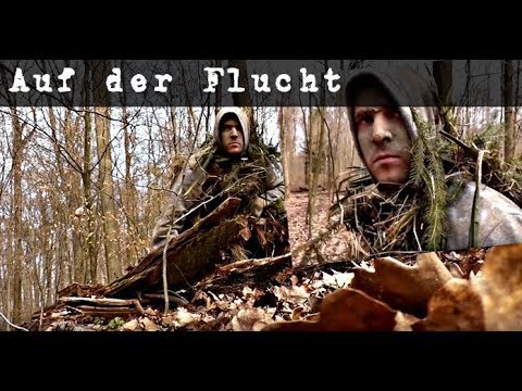 Tarnung Flucht Überleben unter Feinden ! Ghillie Suit ohne Ausrüstung bauen, Szenario gestellt...