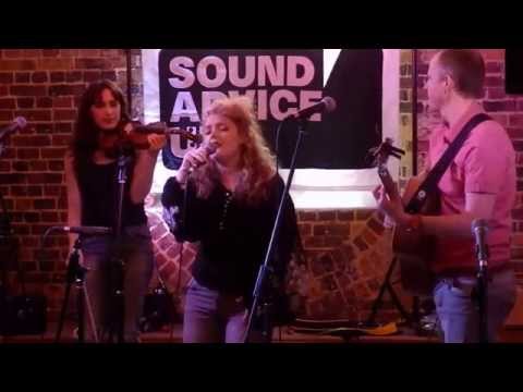 Scarlet Starlings - The Wolf at Sound Advice UK Acoustic Sunday