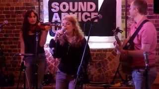 Scarlet Starlings - The Wolf at Sound Advice UK Acoustic Sunday