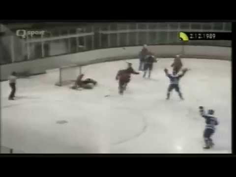 Slovan Bratislava-ZTS Dubnica, 2-December 1989