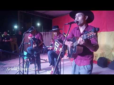 Grillito Martearena en Club Barrio Sarmiento de JJ Castelli Chaco 