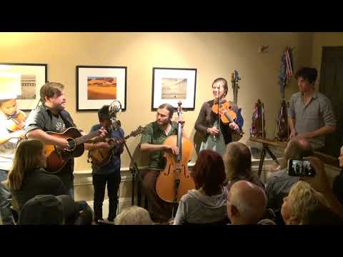 2017-12-13 Bill Monroe Tune - Sean Watkins and The Bee Eaters with Miles Quale & Teo Quale