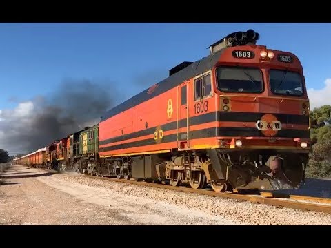 Australia: Genesee & Wyoming Australia Gypsum Train at Ceduna