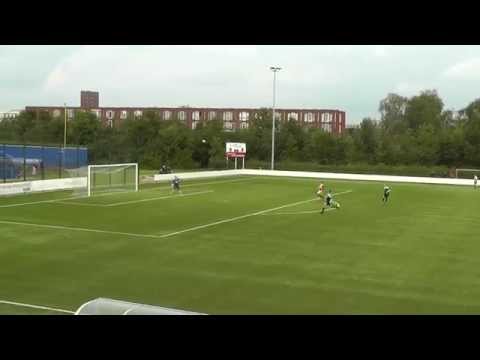 20 sept 2015 UVV 1 - DWSV 1 com 2-1 DWSV bal op de paal