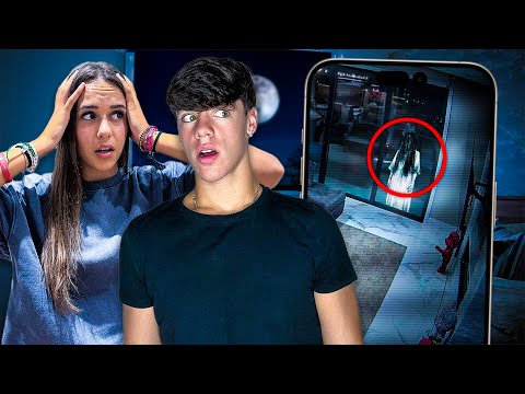 Abbiamo ripreso un FANTASMA con le TELECAMERE di sorveglianza!