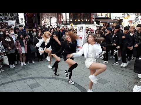 APINK 'EUNG EUNG' COVER. WELL-PREPARED LOVELY GIRLS. AMAZING PERFORMANCE. WHAT A WONDERFUL MOMENT.