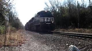 preview picture of video 'NS 77J Departs West Talmage with Suprise Unit'