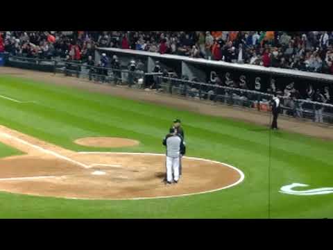Rick Rentería gets ejected. Sox vs Giants Sept 8, 2017