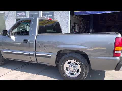 Extremely Clean 2001 Chevy Silverado Single Cab Shortbed 2wd -Álvarez Motor Sports INC