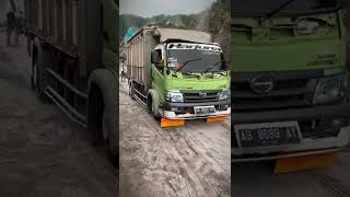 Download lagu story' wa truk pasir Merapi mp3 Download lagu story' wa truk pasir Merapi mp3