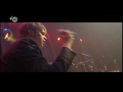 Novastar - Mars needs woman