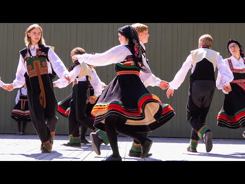 Norwegian folk dance and music.  Norsk Folkemuseum, Bygdøy, Oslo