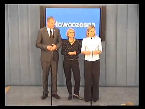 Witold Zembaczyński krytykuje nocne procedury i marginalizację TK