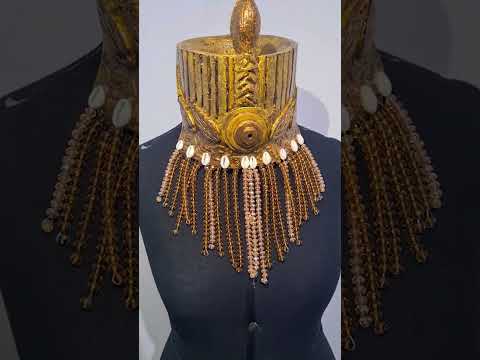 Agora sim está pronta a coroa de Oduduwa! Adereço feito por nós  para o projeto "História dos Odus"