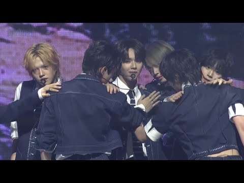 𝗔𝗛𝗢𝗙 BLUE CARPET + SUPER ROOKIE AWARD + PERFORMANCE at ‘𝟮𝟬𝟮𝟱 𝗞-𝗪𝗢𝗥𝗟𝗗 𝗗𝗥𝗘𝗔𝗠 𝗔𝗪𝗔𝗥𝗗𝗦’