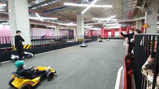 Khánh Nam lái Go Kart Mini