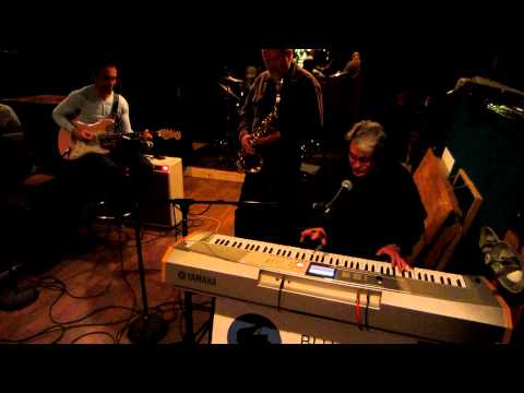 download lagu mp3 mp4 Wise Guys Band Indiana, download lagu Wise Guys Band Indiana gratis, unduh video klip Wise Guys Band Indiana