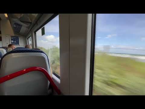 The gorgeous stretch of railway from Belfast to Derry which runs along Benone Beach 🥰