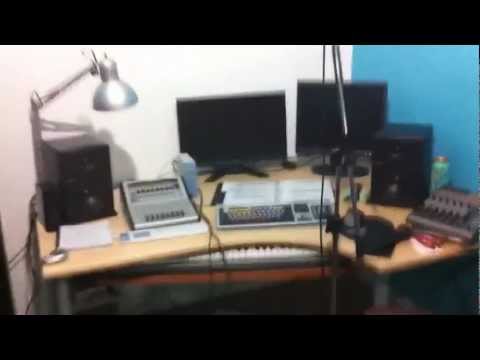 DJ SKAM AND THE ICE MAN PREPAIRING THE SMASH FACTORY