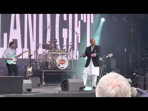 Roland Gift (Fine Young Cannibals) - Johnny Come Home