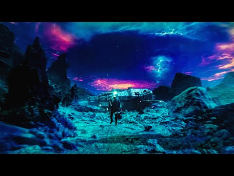 Wakes Up In Space To Find The Crew Gone!