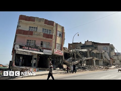 Turkey earthquake: UK engineers investigate ‘inferior’ building materials - BBC News