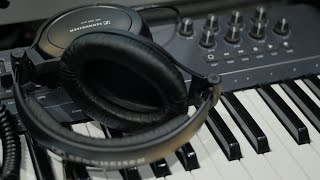 Video thumbnail for Sennheiser HD 380 PRO Headphones - Review by Tomas Villegas