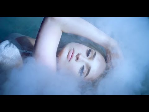 Broken - Kim Petras (Official Lyric Video)