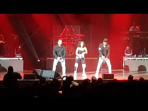 download lagu mp3 mp4 Neha Kakkar Show London, download lagu Neha Kakkar Show London gratis, unduh video klip Neha Kakkar Show London