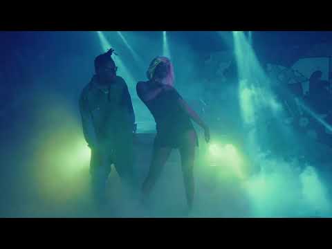 Banzelo - Preto Show feat Button Rose (Vídeo Oficial)