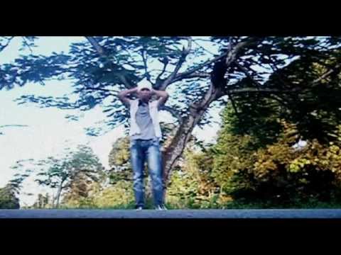 @LeoSantosOFC - Living A' Dream #