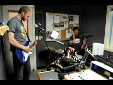 Late Arvo Sons - Get Used To It  (Live on The Gamut)